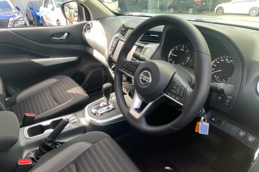 2024 Nissan Navara D23 ST Ute Image 20