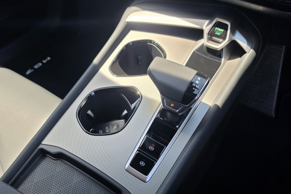 2025 MG MG7  Essence Sedan Image 18