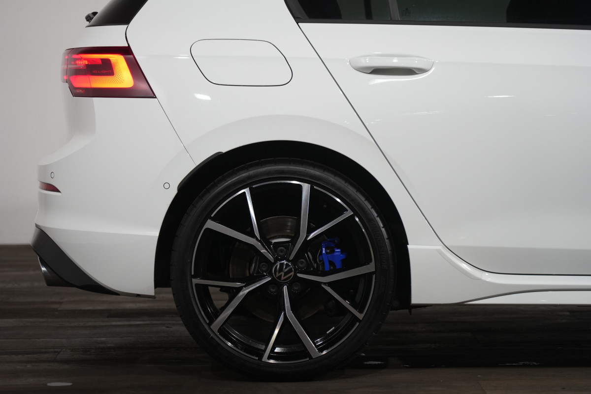 2024 Volkswagen Golf 7 R Hatch