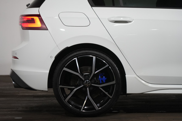 2024 Volkswagen Golf 7 R Hatch Image 6