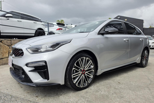 2020 Kia Cerato BD GT Hatch Image 3