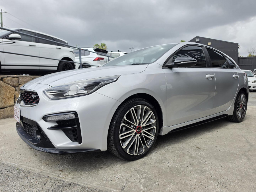 2020 Kia Cerato BD GT Hatch Image 3
