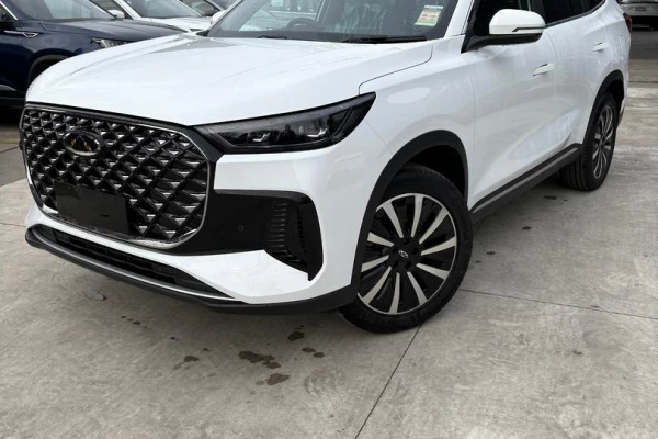 2026 Chery Tiggo 8 T31 Super Hybrid Ultimate SUV Image 3