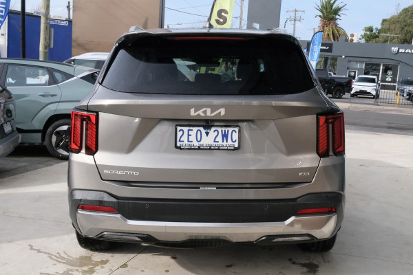2025 MY26 Kia Sorento MQ4 PE Sport+ SUV Image 3