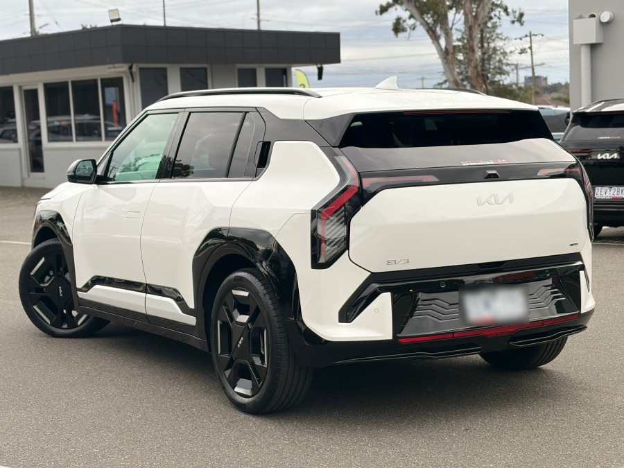 2025 Kia EV3 SV GT-Line SUV Image 3