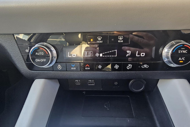 2024 Mitsubishi Outlander ZM Exceed SUV Image 10
