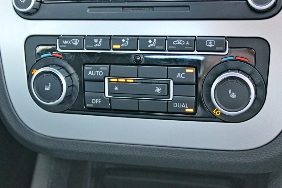 2010 MY11 Volkswagen Eos 1F  103TDI Convertible Image 15