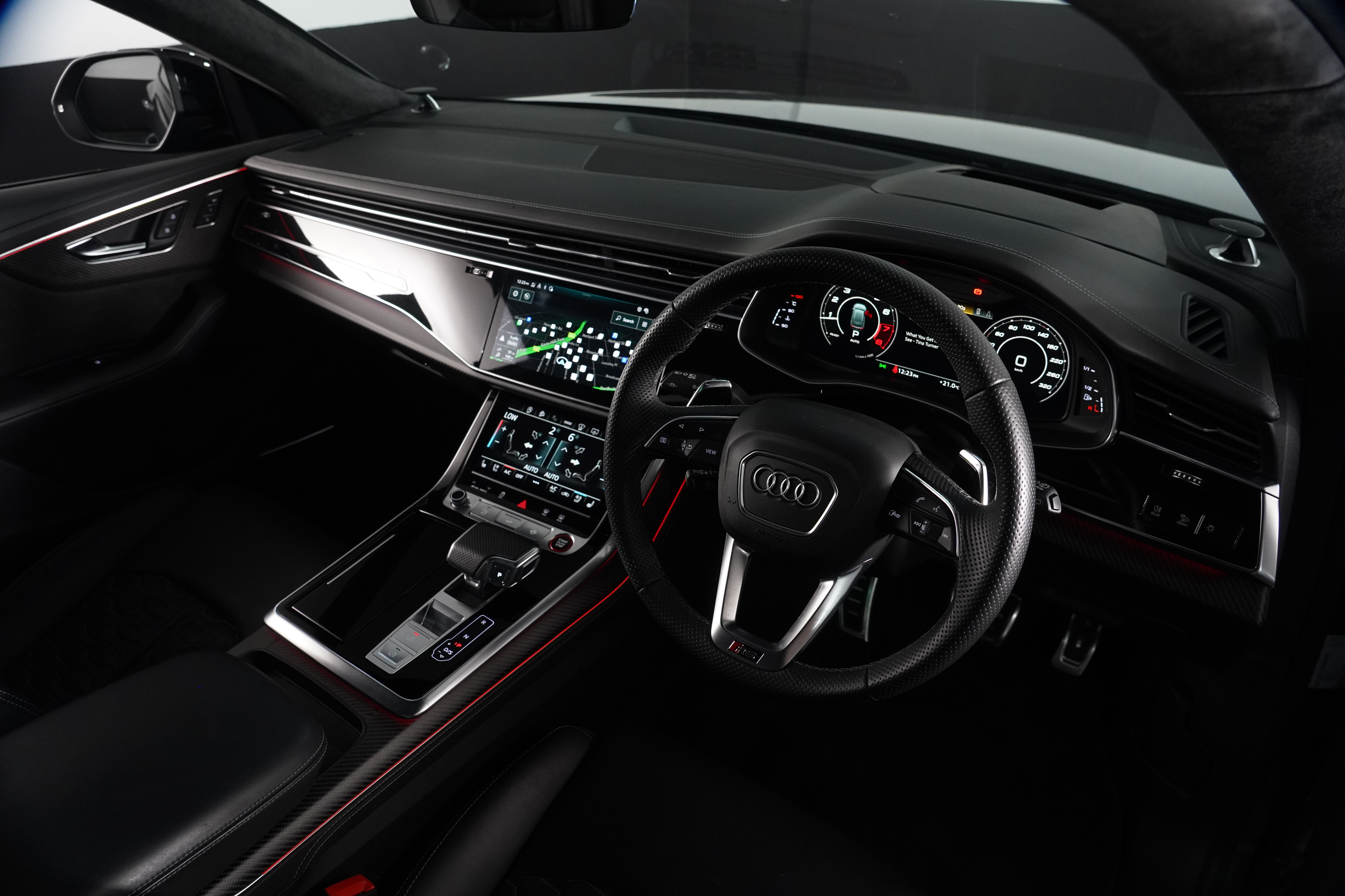 2022 Audi Rs Q8 Tfsi Quattro SUV Image 25