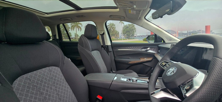 2025 MG QS IS31 Excite SUV Image 2