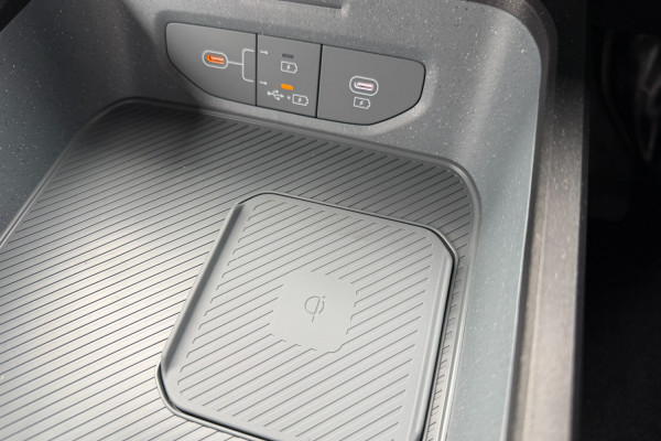 2025 MY26 Kia Tasman TK SX+ Ute Image 23