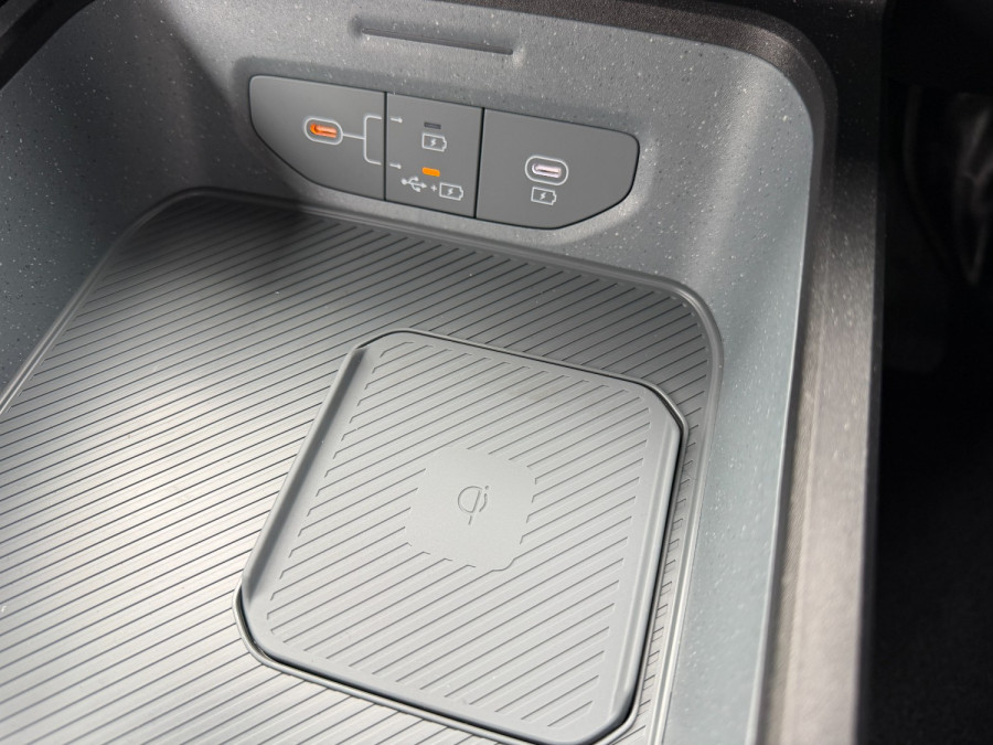 2025 MY26 Kia Tasman TK SX+ Ute Image 23