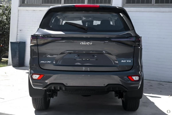 2026 MY25.5 Isuzu MU-X RJ LS-M SUV Image 3