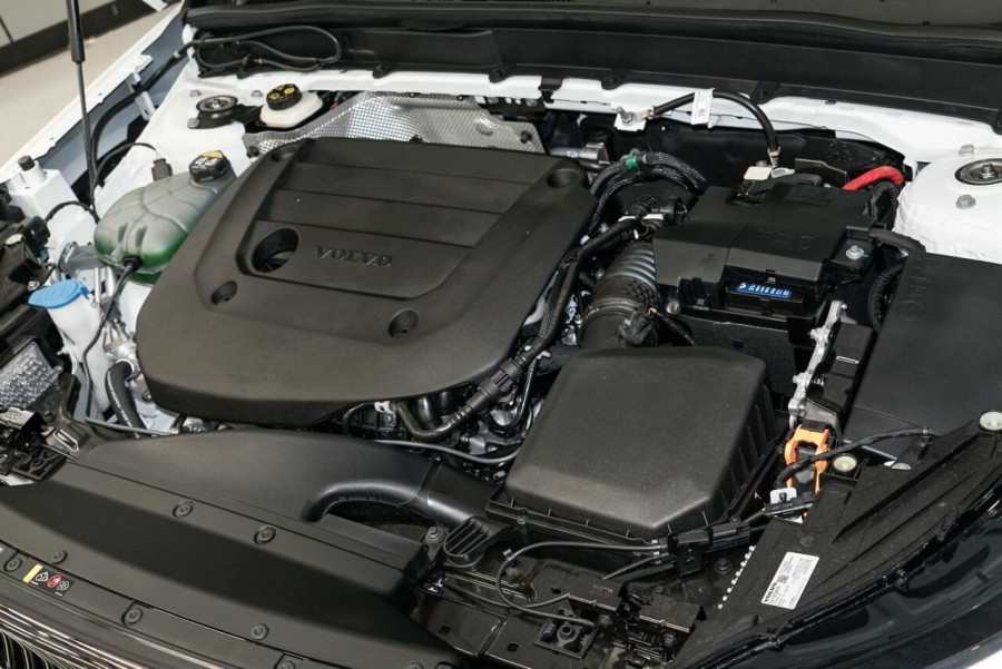 2026 Volvo XC40 XZ Ultra B4 Bright SUV Image 20