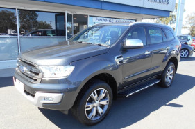 Ford Everest TITANIUM UA