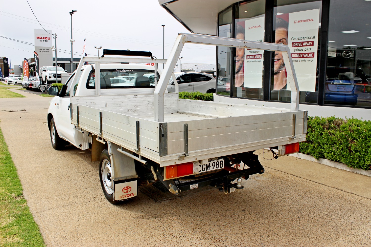 2012 Toyota HiLux TGN16R  Workmate Cab Chassis Image 6