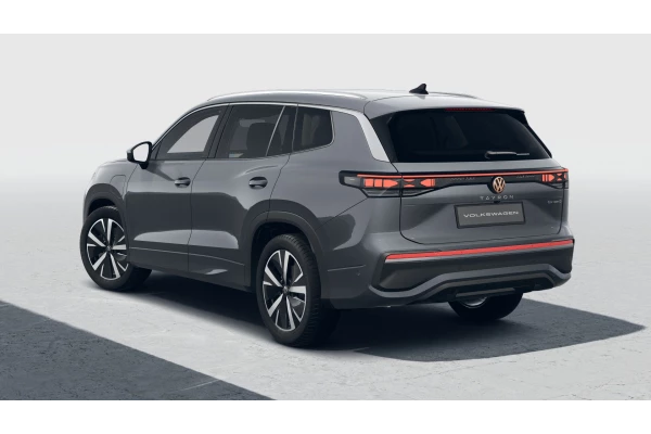 2026 Volkswagen Tayron R4 150TSI eHybrid Elegance SUV Image 3