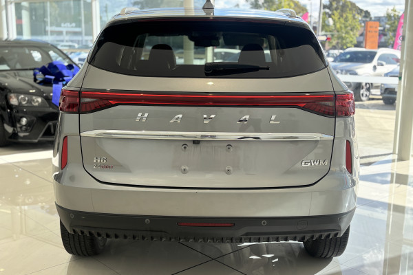 2022 GWM Haval H6 B01 Lux SUV Image 5