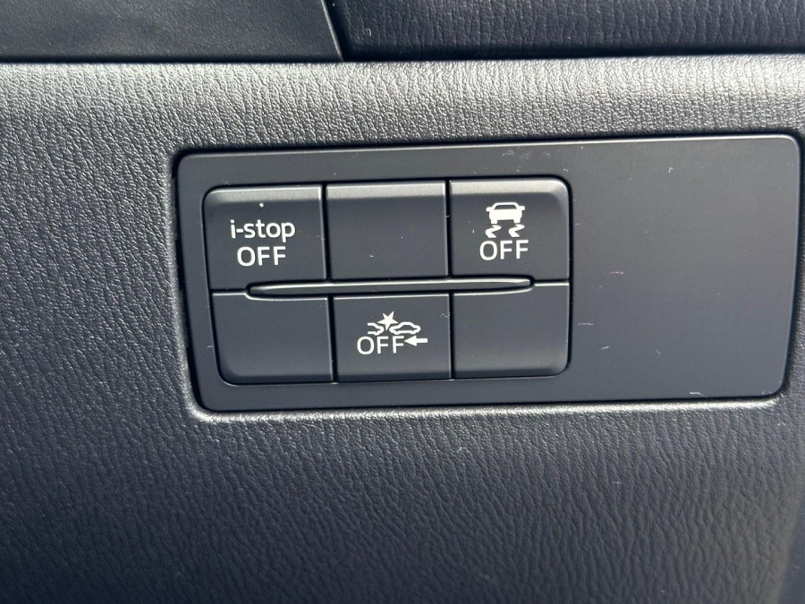2016 Mazda 3 BM5478 Neo Hatch Image 14
