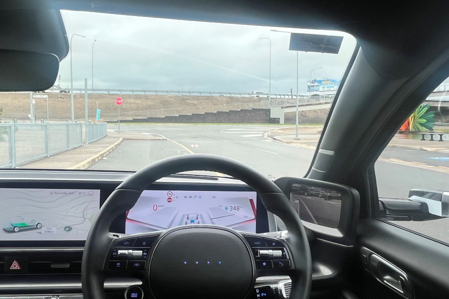 2023 Hyundai IONIQ 6 CE.V1 Epiq Sedan Image 12