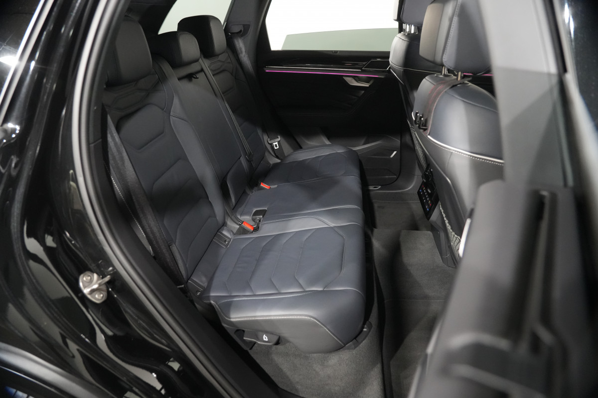 2024 Volkswagen Touareg 210TDI R-Line SUV