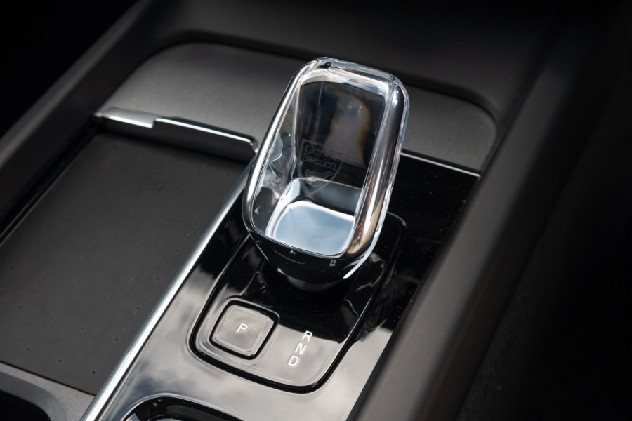 2025 Volvo V60 Cross Country Z Series Ultra B5 Bright Wagon Image 15