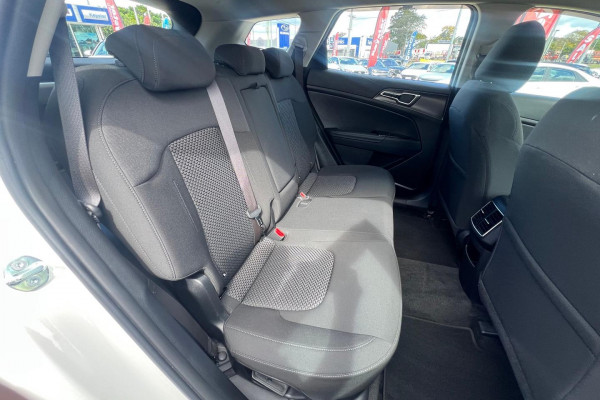 2023 Kia Sportage NQ5 SX SUV Image 15