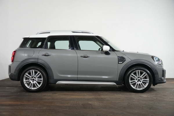 2021 MINI Countryman C Classic SUV image 4