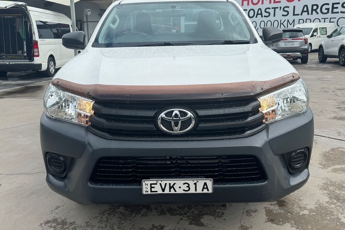 2017 Toyota HiLux GUN122R Workmate Cab Chassis Image 15