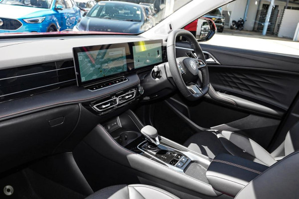 2025 MG HS AS33P Super Hybrid Essence SUV Image 13