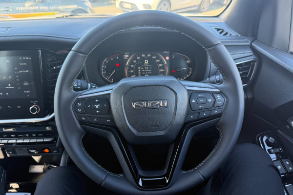 2025 MY25.5 Isuzu MU-X RJ LS-T SUV Image 14