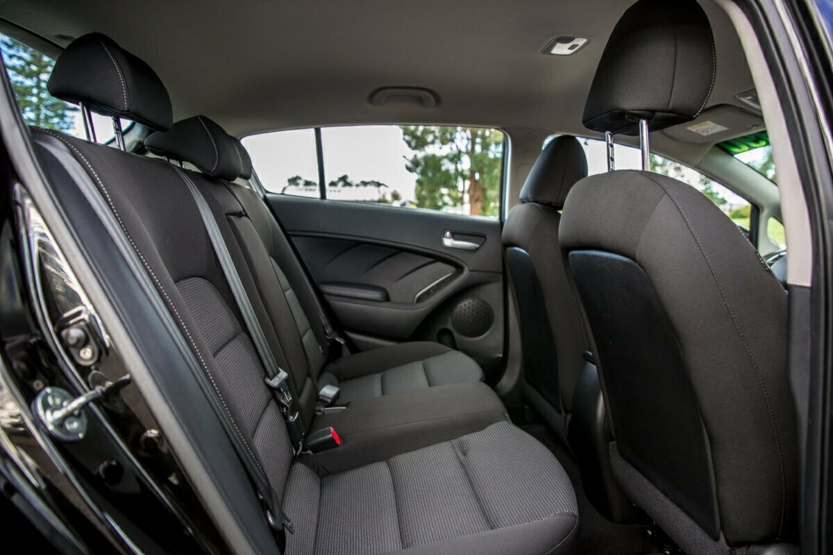 2018 Kia Cerato Hatch YD  S Hatchback Image 18