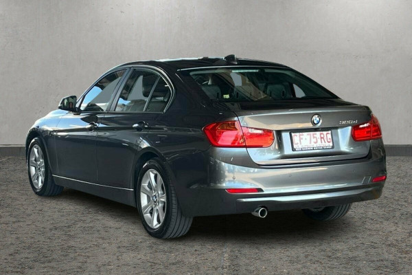 2015 BMW 3 Series F30 Turbo 320d Sport Line Sedan