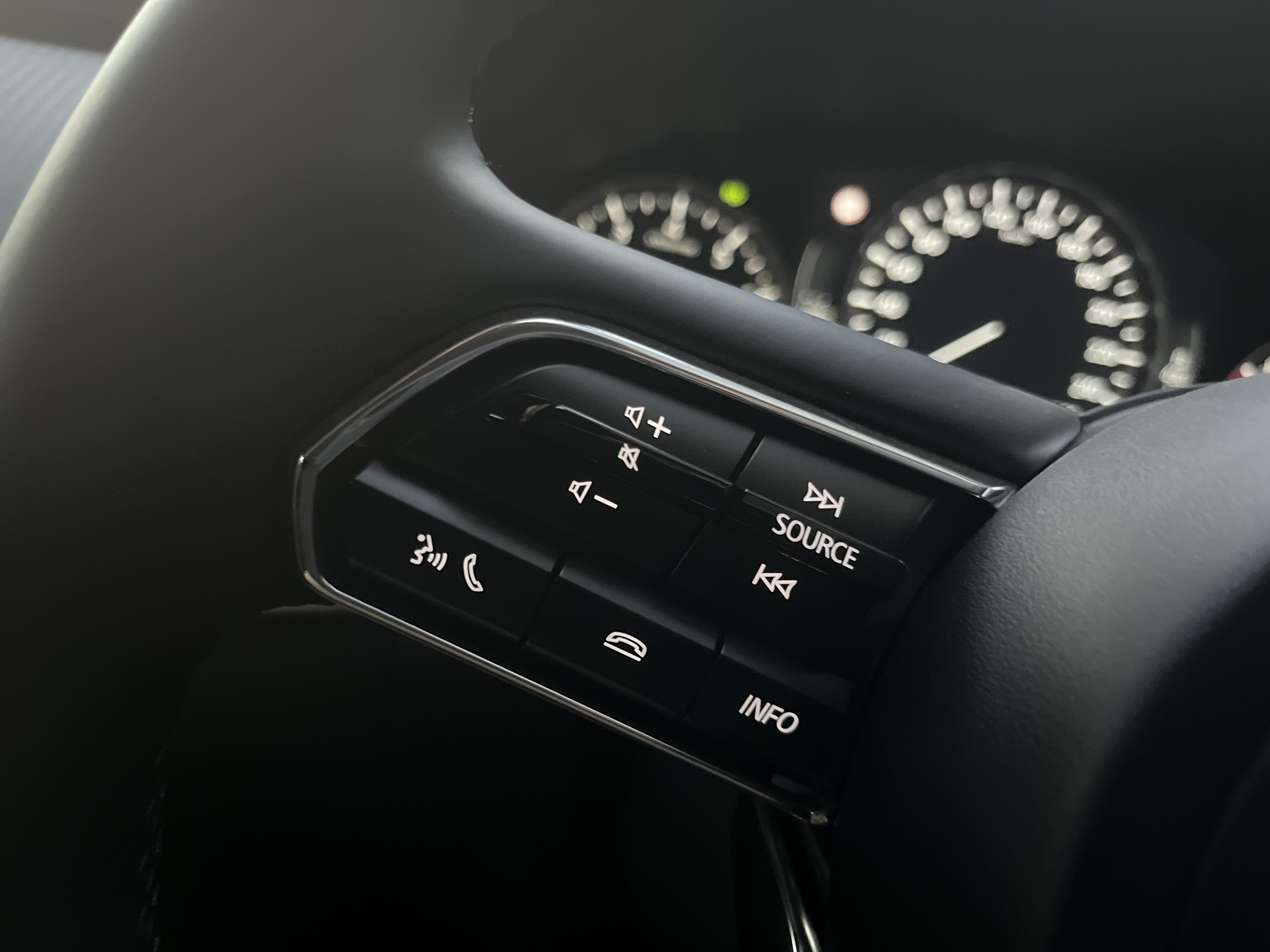 2024 Mazda CX-80 KL G40e Pure SUV Image 20