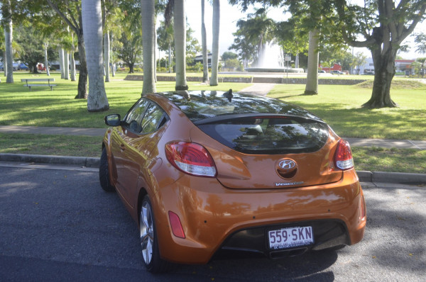 2012 Hyundai Veloster FS Coupe Hatchback Image 5