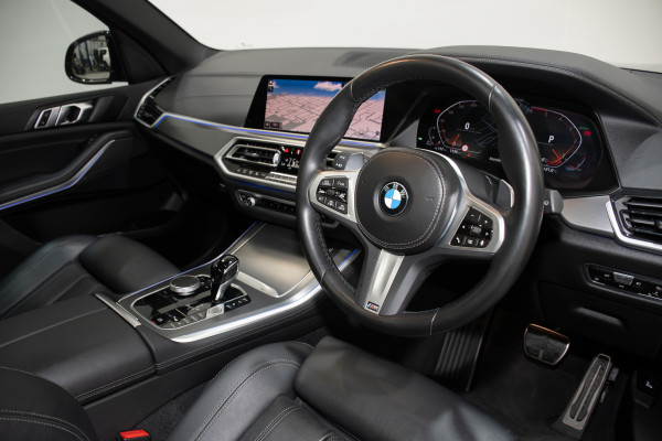 2022 BMW X5 xDrive30d SUV Image 16