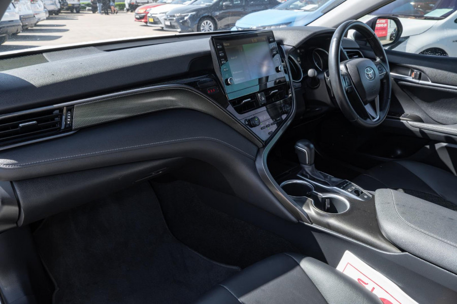 2023 Toyota Camry AXVH70R SX Hybrid Sedan Image 8