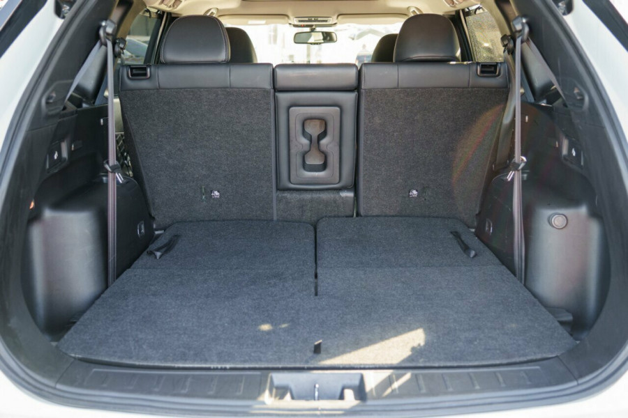2023 MY24 Mitsubishi Outlander ZM Exceed SUV Image 8
