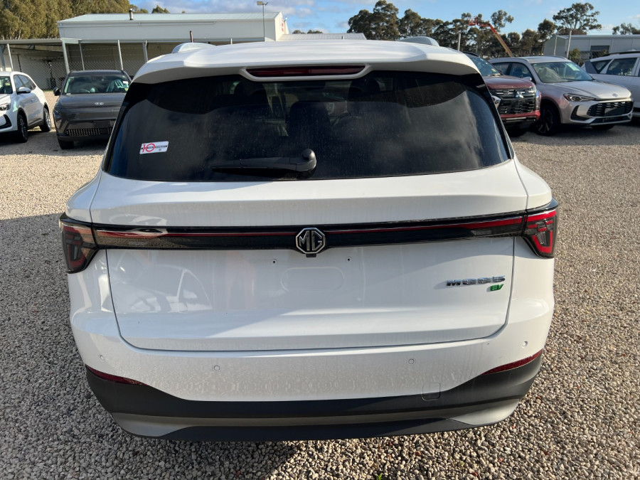 2025 MG MGS5 EV ZS3EM Essence 62 SUV Image 6