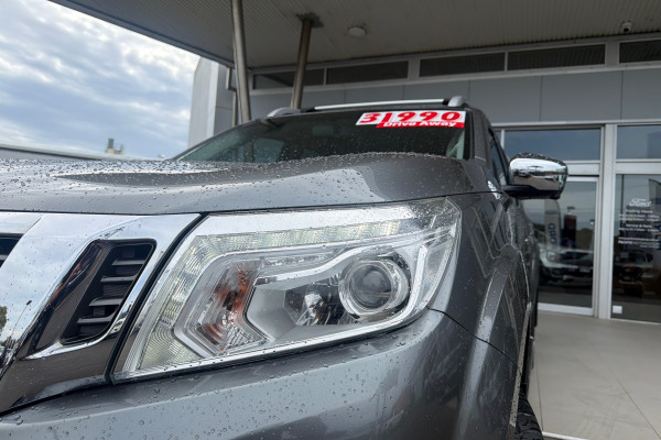 2018 Nissan Navara D23 Series 3 ST-X King Cab Pickup Image 20