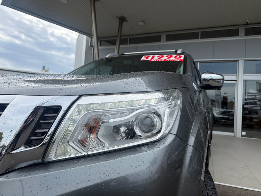 2018 Nissan Navara D23 Series 3 ST-X King Cab Pickup Image 20