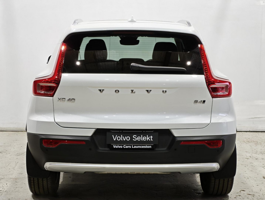 2025 MY26 Volvo XC40 XZ Ultra B4 Bright SUV Image 6