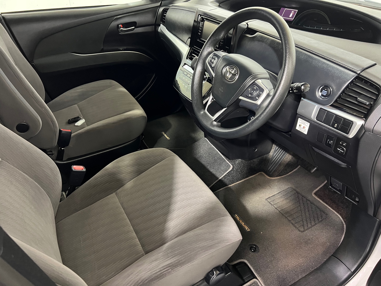 2018 Toyota Tarago ACR50R GLI Wagon Image 10