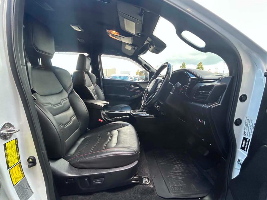 2023 Isuzu D-MAX RG X-TERRAIN Ute Image 10