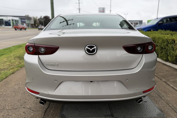 2026 MY25 Mazda 3 BP Series G25 Evolve SP Sedan Image 4