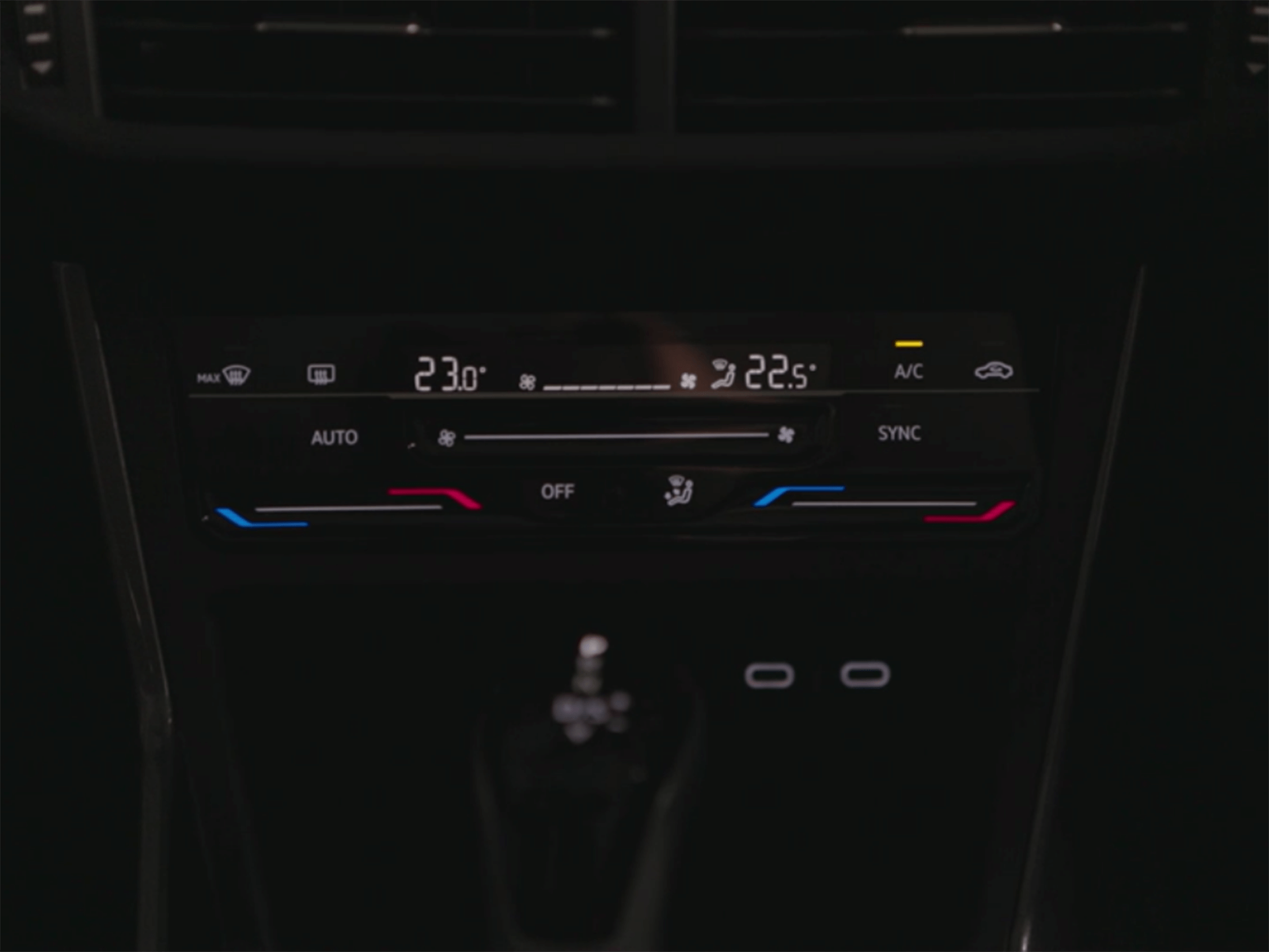 Tactile touch climate controls Touch controls Image