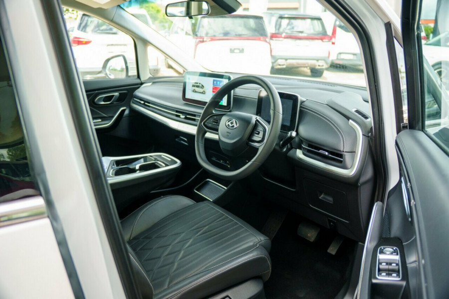 2023 LDV MIFA EPX1A Mode People Mover Image 16