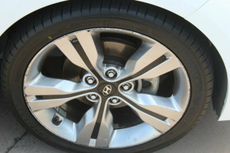 2012 Hyundai Veloster FS + Coupe Hatchback image 13