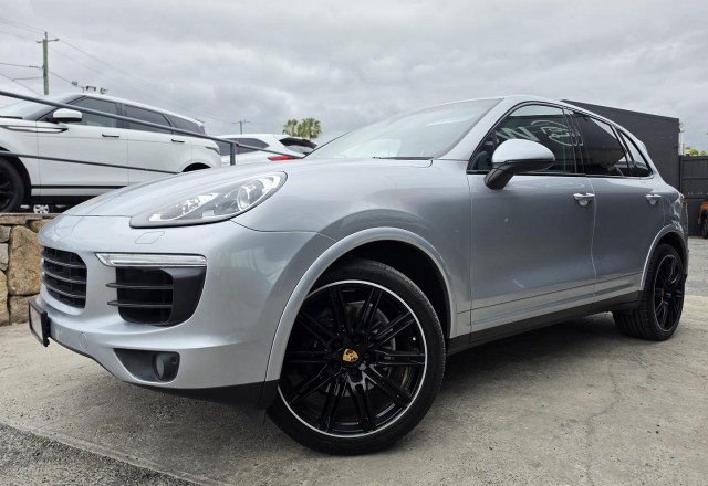 2016 MY17 Porsche Cayenne 92A Platinum Edition SUV