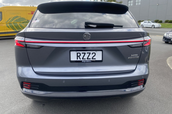 2026 MG HS Essence SUV Image 6