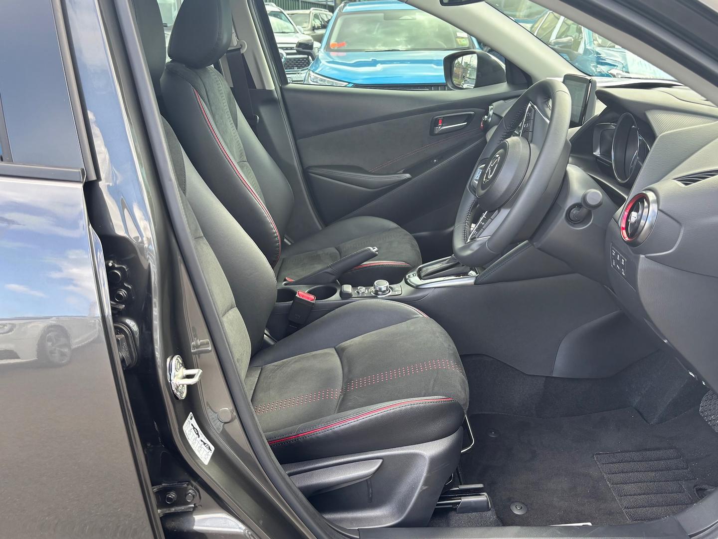 2024 Mazda 2 DL Series G15 GT Sedan Image 9